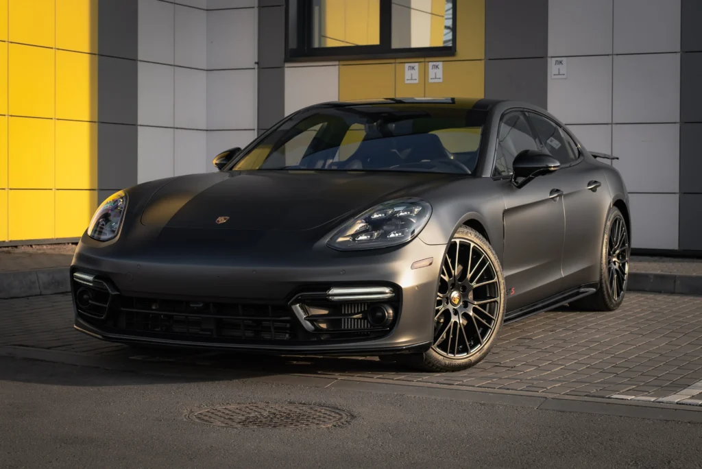 Оклейка Porsche Panamera GTS